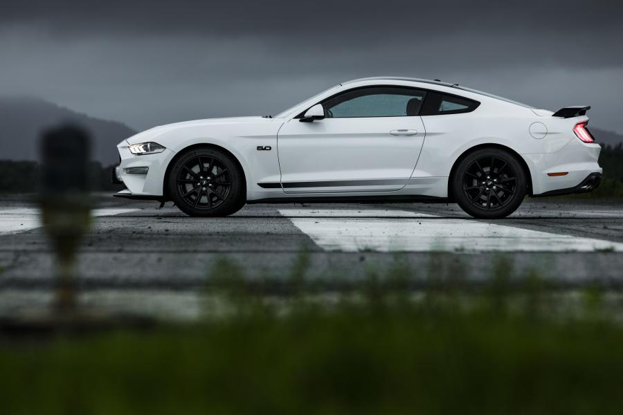  Ford Mustang GT Black Shadow 2019 года  (LA) (фото 21 из 40)
